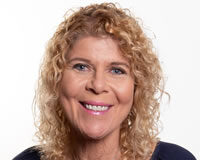 Erika Feinberg Headshot photo of Erika Feinberg