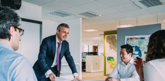 High Touch Leadership in a High-Tech World leader-in-hgh-tech