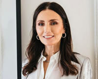 Ira DeWitt Headshot of Founder and CEO Ira DeWitt