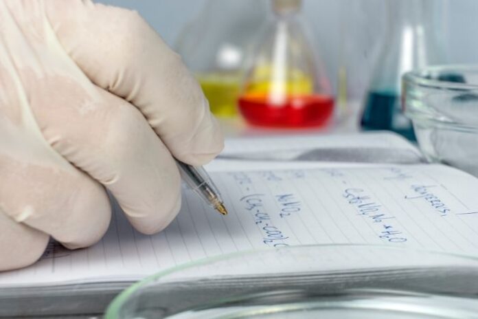 tips for maintaining a Student Research Laboratory Notebook