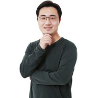 Headshot of Co-Founder, Chairman, and CEO Jinhan Kim