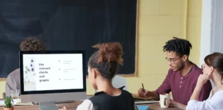 The Impact of Adapting Software Localization on Business