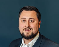 Mike Pace Headshot of Senior Channel Sales & Marketing Manager Mike Pace