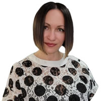 Headshot of CEO Irina Portnova