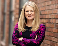 Chelle Johnson Podcast Transcript Headshot of Founder and CEO Chelle Johnson