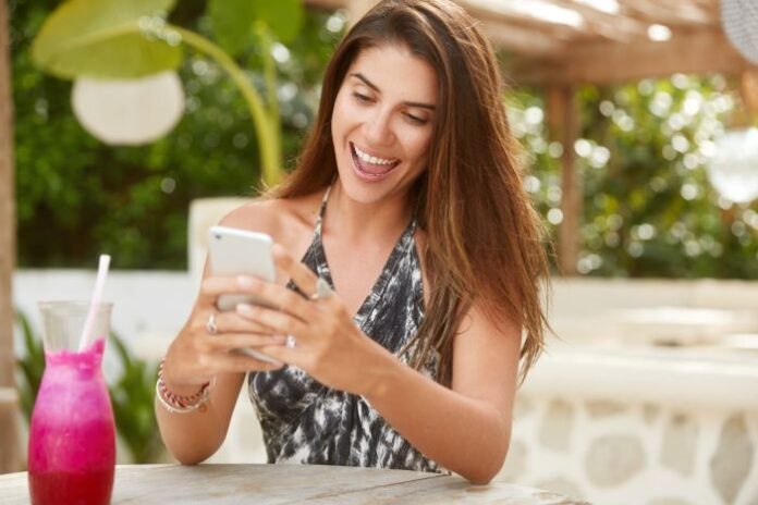 establishing your personal brand with smiling girl on smart phone