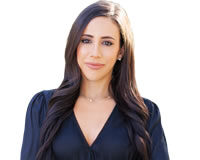 Wendy O Podcast Transcript Headshot of Creator and Host Wendy O