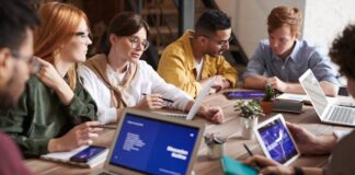 Mastering the Art of Presentation: 10 Killer Tips Photo Of People Leaning On Wooden Table