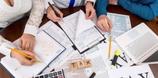 Ultimate Toolkit for Tax Preparation: 8 Essential Supplies Tax