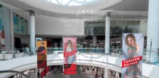 Benefits of Step and Repeat Banners step and repeat banners in a mall