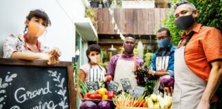 Local SEO vs. Traditional SEO: Key Differences and Why Both Matter local and traditional SEO helping a farmer's market