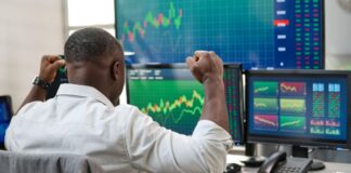 4 Complex Candlestick Patterns You Must Master as an Advanced Trader advanced trader looking at investment screens