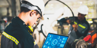 Digital Transformation for Field Operations: A Simple Step-by-Step Guide manager using laptop for field operations