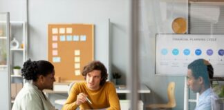 How a Project Management Staffing Agency Boosts Efficiency project management staffing agency helping a business