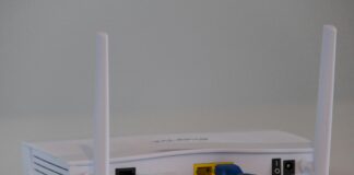How to Choose the Best Internet Service Provider for Your Home white router on white table
