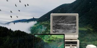 What’s the Difference Between 1080p, 2K, and 4K Portable Monitors? portable monitors shown with antique computer