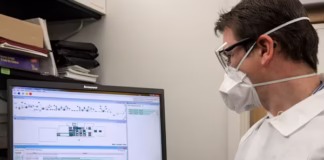 How NovoPath Transforms Laboratory Diagnostics doctor working on computer