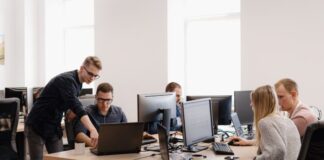 Why IT Outsourcing Through Managed Services Is Key to Scalable Growth IT outsourcing office