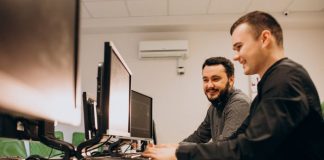 7 Strategies to Boost Digital Transformation with Reliable IT Support young individuals working with it support