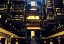 5 Must-Have Features in Modern Data Centers modern data centers