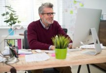 The Founder Finance Playbook: Pay Yourself Without Killing Runway pay yourself