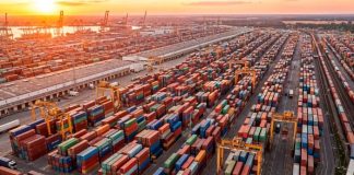 How to Become a Distributor: Tech-First Strategies tech-first strategies