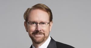 Daniel Burrus Podcast Transcript Headshot of Daniel Burrus