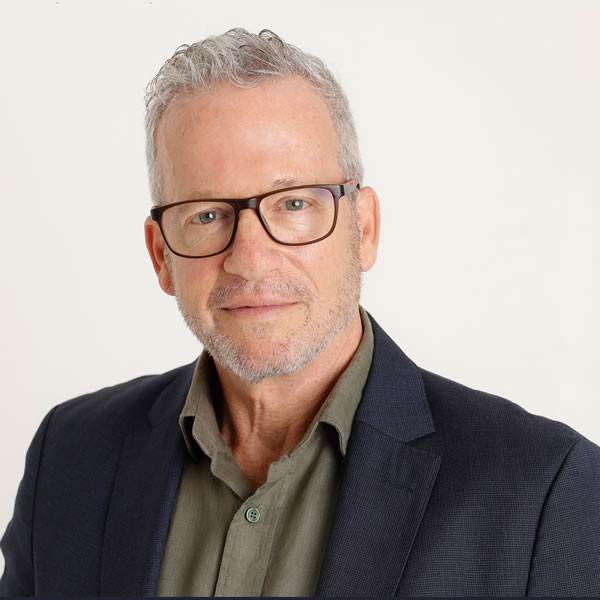 lambert-charles-social Headshot of Charles Lambert