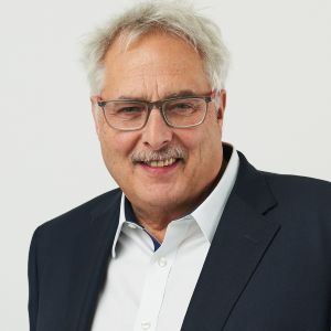 stephen-doug Headshot of Doug Stephens