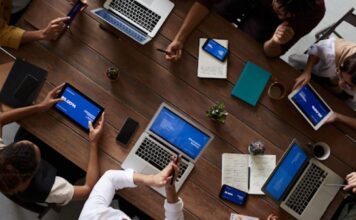 How Digital Platforms Help Businesses Make Smarter Technology Choices smarter technology choices