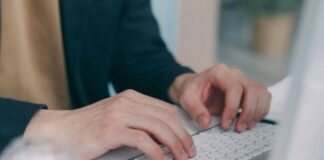 Scaling Smarter: The New Rules for B2B Lead Acceleration B2B lead acceleration