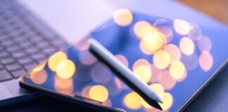 Building a Digital-First Career: The Role of Financial Tech Tools Digital-First Career