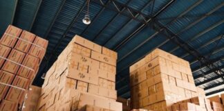 Leadership in Logistics: Managing the Automated Warehouse Leadership in logistics