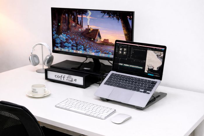 tech workspace