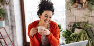 Entrepreneur Financial Habits That Turn Side Hustles Into Scalable Businesses Entrepreneur Financial Habits