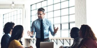 Why Tech Startups Are Turning to Fractional CFOs team listening to their fractional cfos