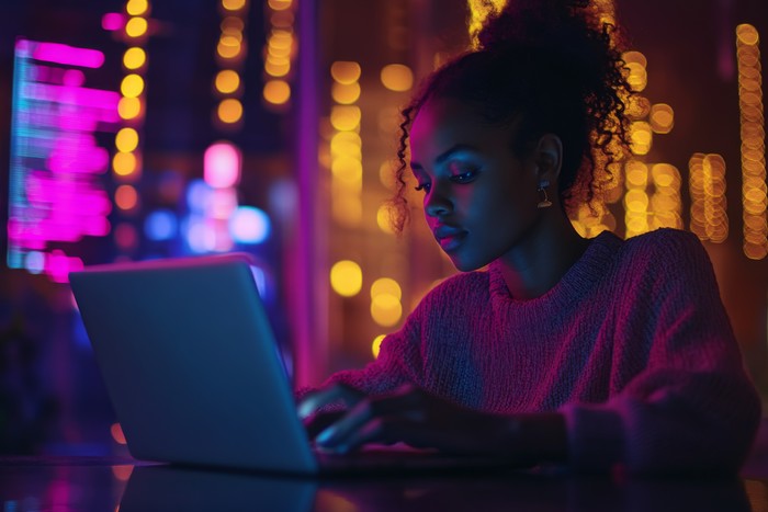 woman working seen with visibility